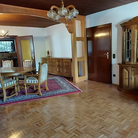 Grosse Mit Herrlichem Ausblick Apartment *