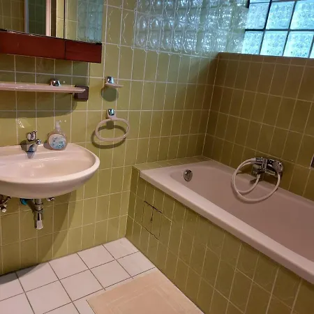 Grosse Mit Herrlichem Ausblick Apartamento