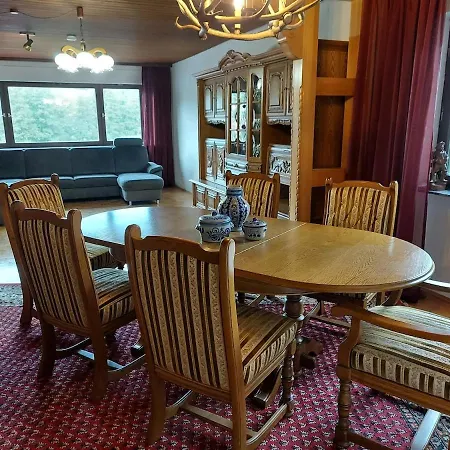 Grosse Mit Herrlichem Ausblick Apartment