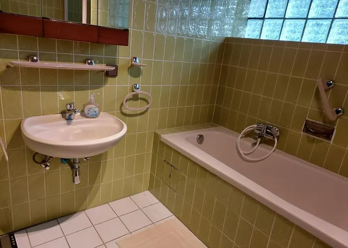 Grosse Mit Herrlichem Ausblick Apartamento